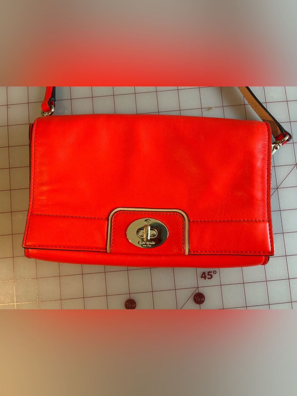 kate spade Bright Red Turnlock Crossbody - Picture 1 of 7